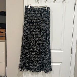 Old navy maxi skirt